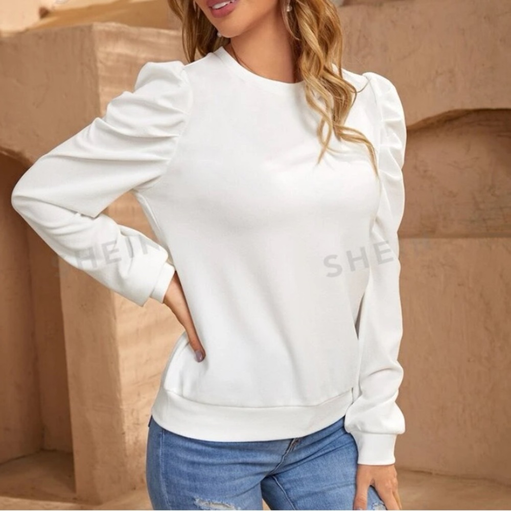Ruffle sleeve pullover